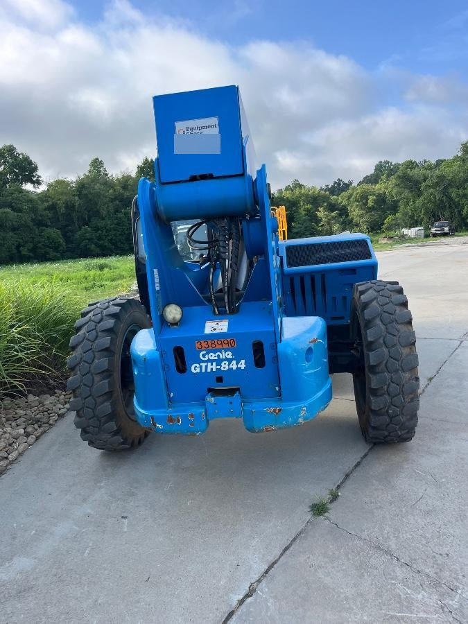 2023 GENIE GTH-844