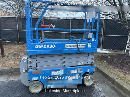 2019 Genie GS-1930 Fixed rails with chain Entry