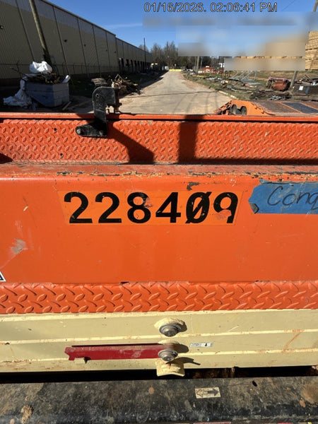 2022 JLG ES1932