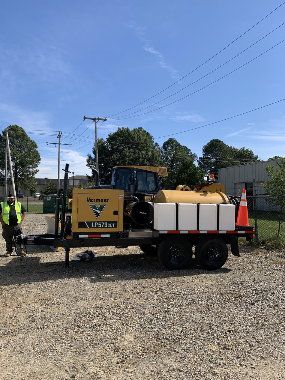 2021 Vac-Tron LP573XDT T4 Koehler Diesel Engine, 500 Gallon Debris Tank, x2 100 Gallon Water Tanks