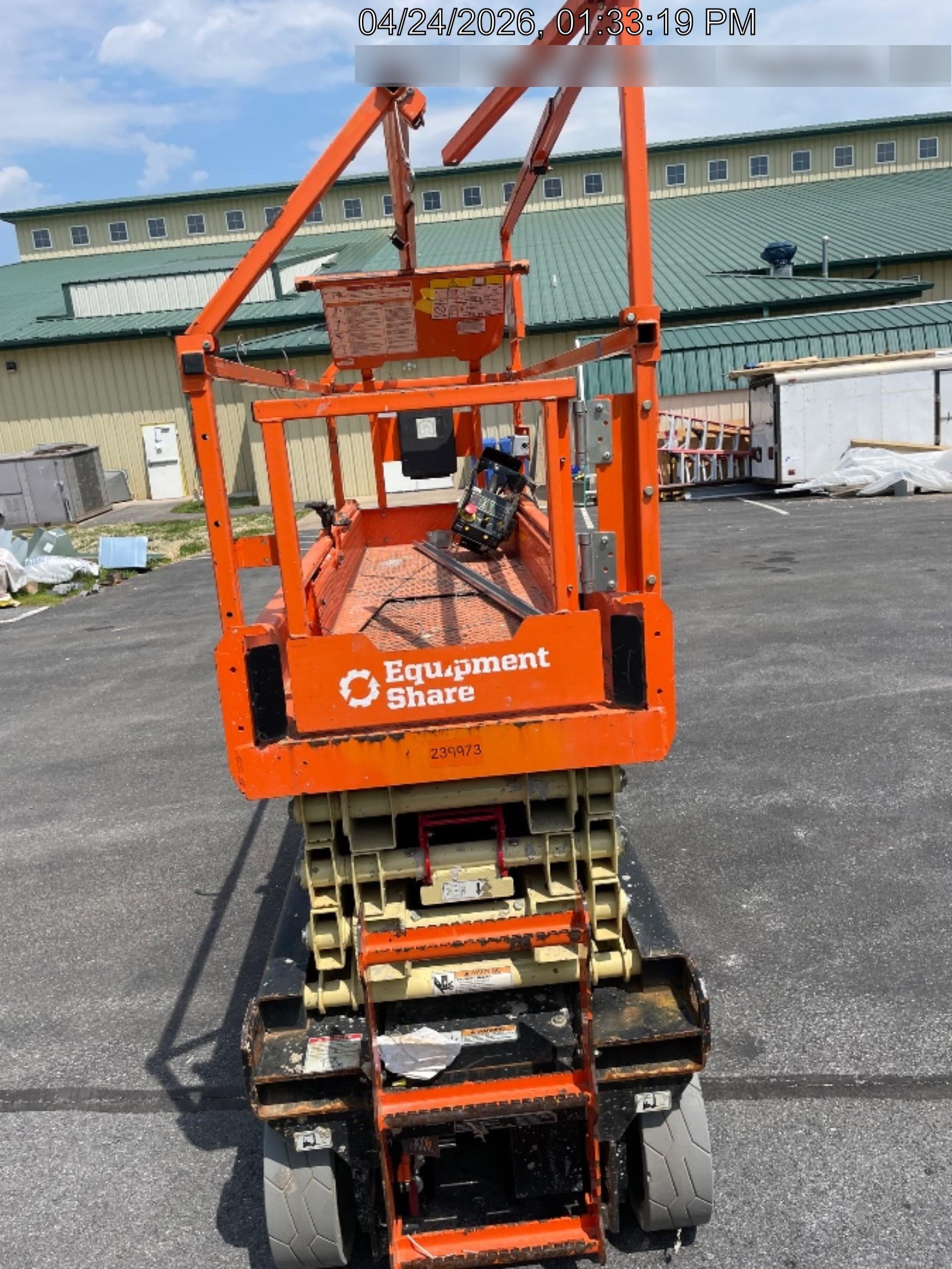 2022 JLG ES2632