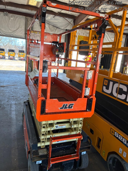 2023 JLG ES1932