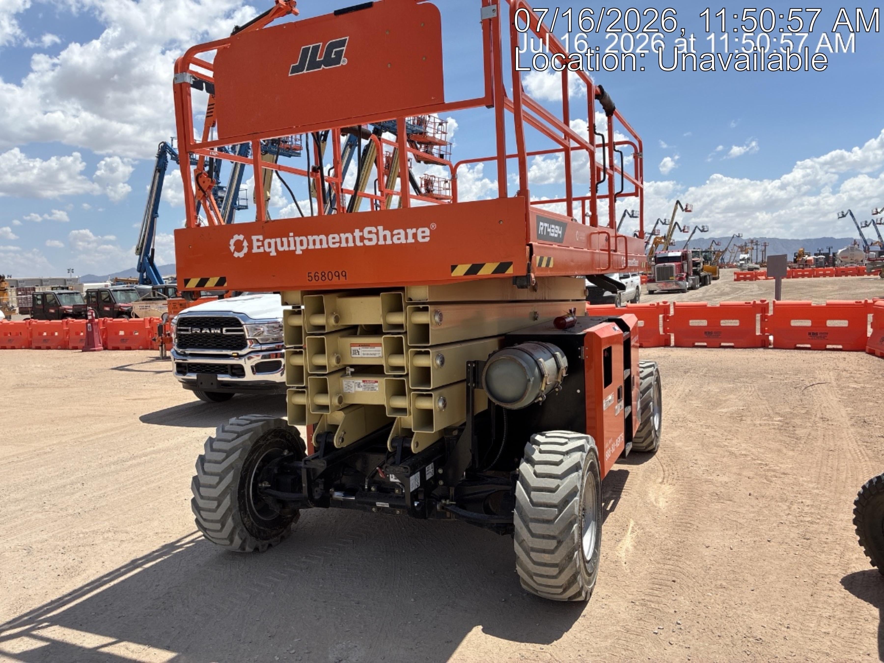 2025 JLG RT4394