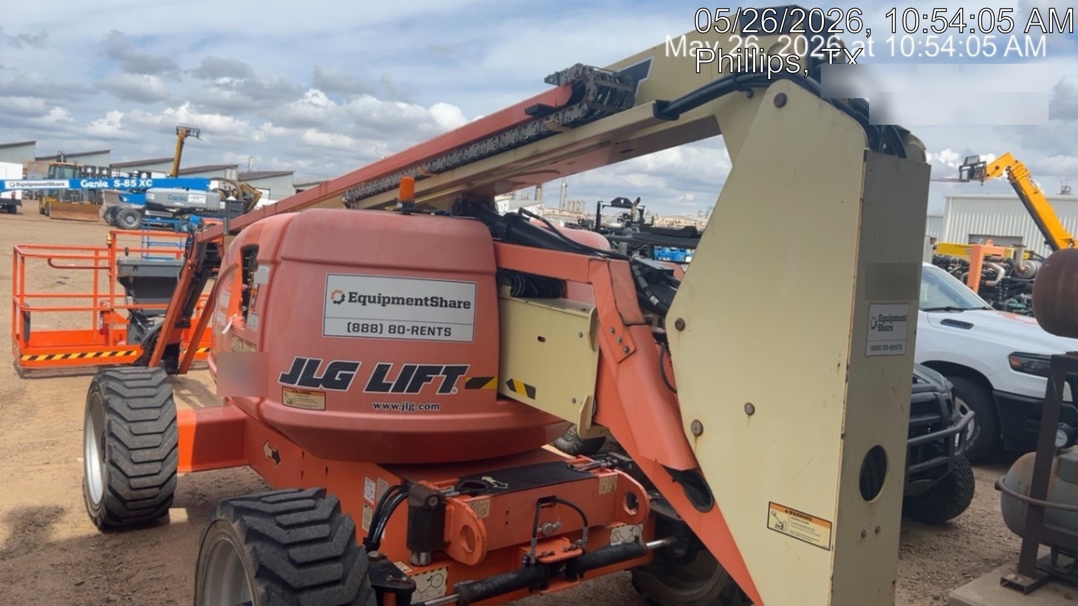 2019 JLG 600AJ