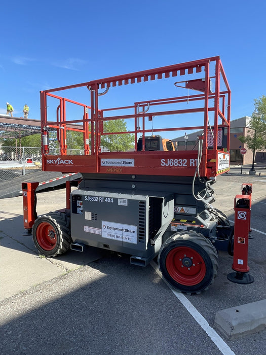 2022 SKYJACK SJ6832 RT