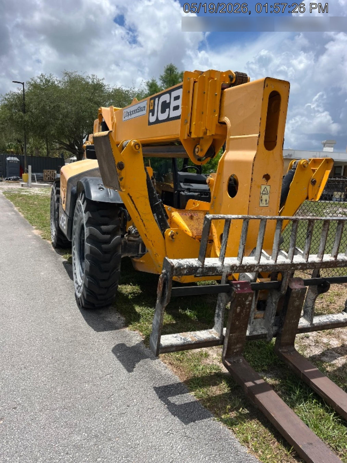 2022 JCB 510-56