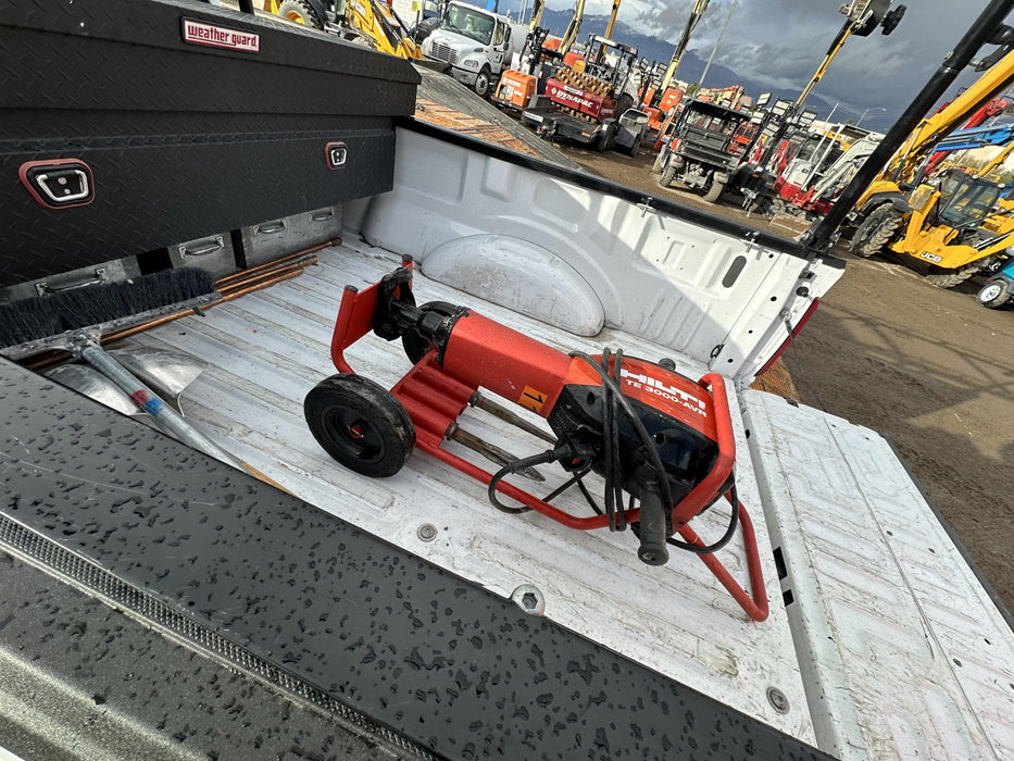 2020 HILTI TE 3000-AVR