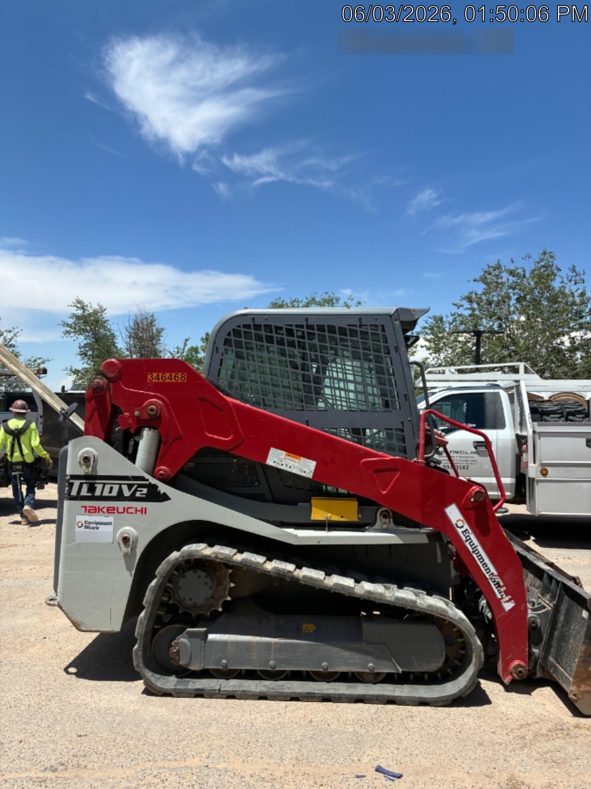 2023 TAKEUCHI TL10V2-CR
