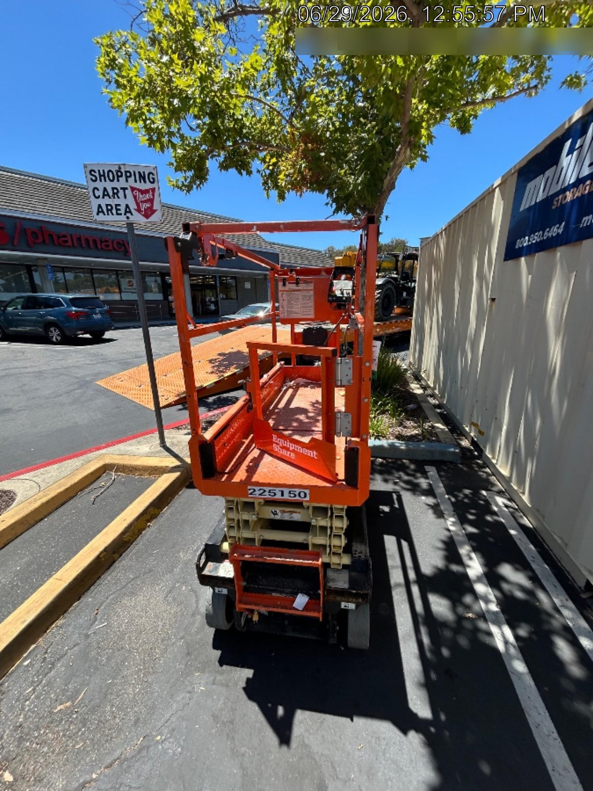 2022 JLG ES1932