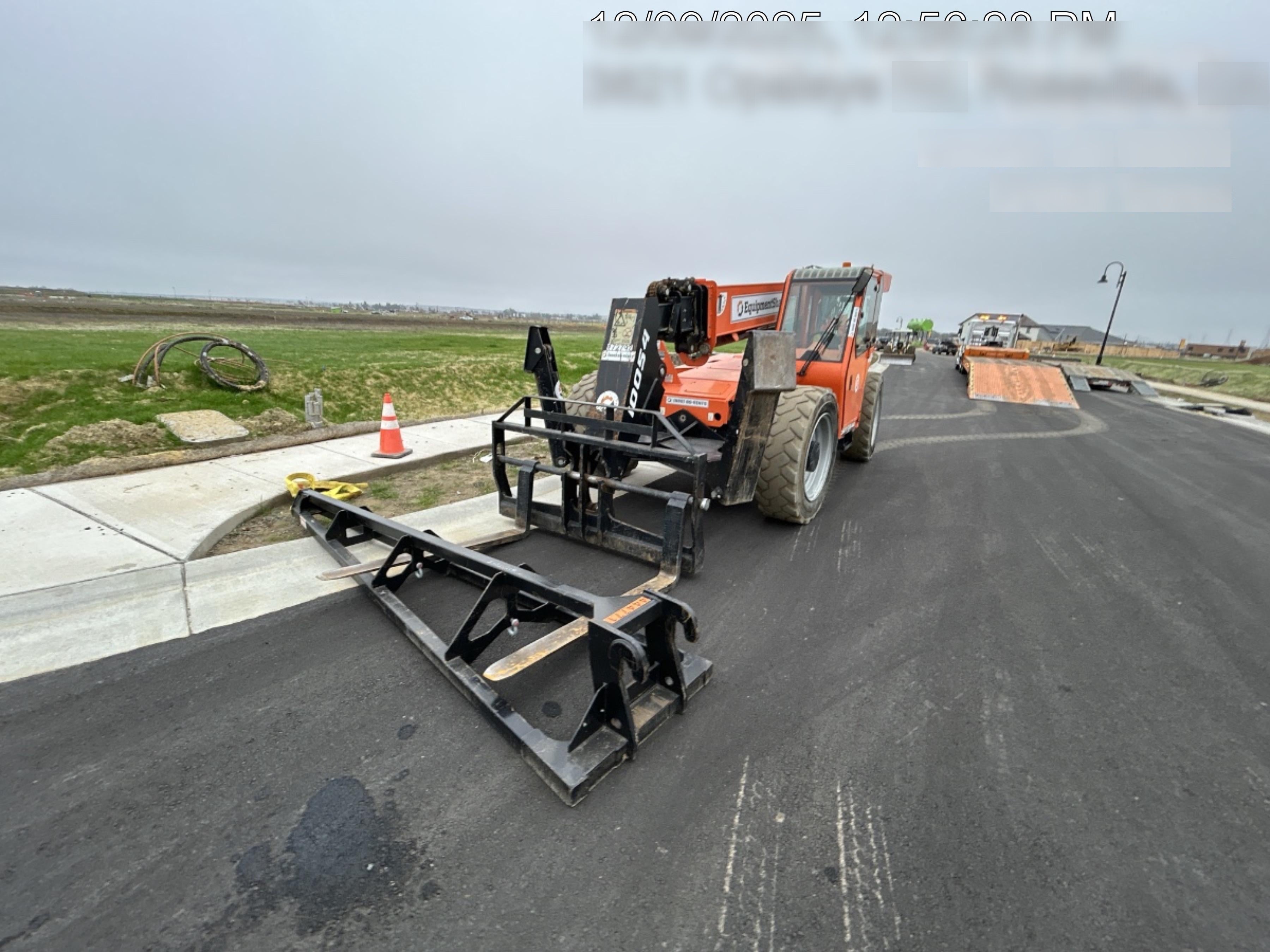 2024 JLG 1001275853