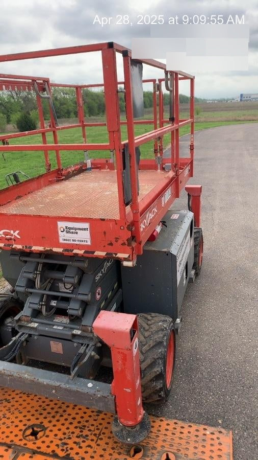 2016 SKYJACK SJ6832 RT