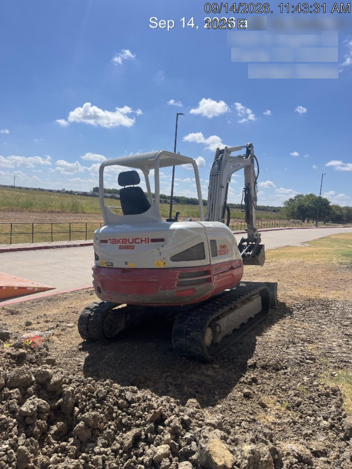 2024 TAKEUCHI TB250-2R
