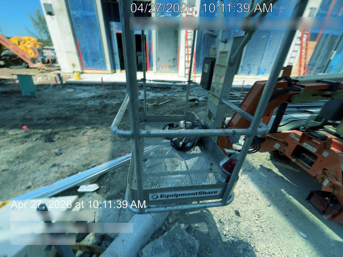 2022 JLG T350