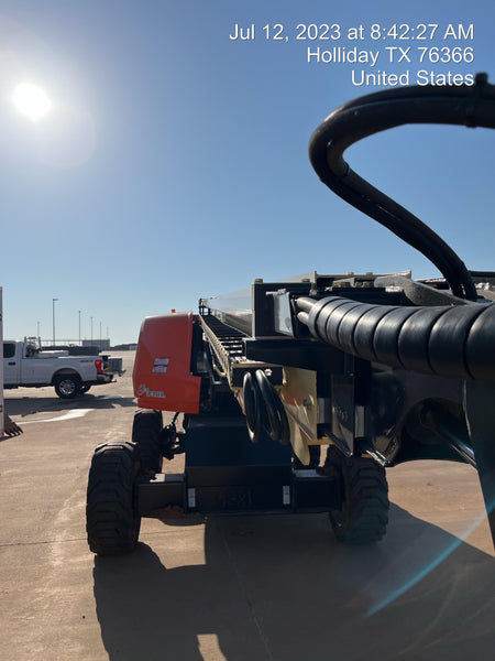 2023 JLG 660SJ