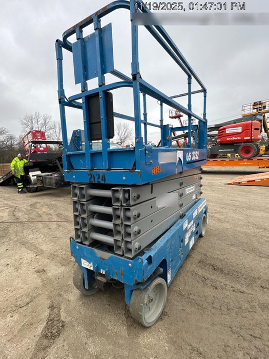 2016 Genie GS-3232 Genie GS3232 Narrow Scissor Lift