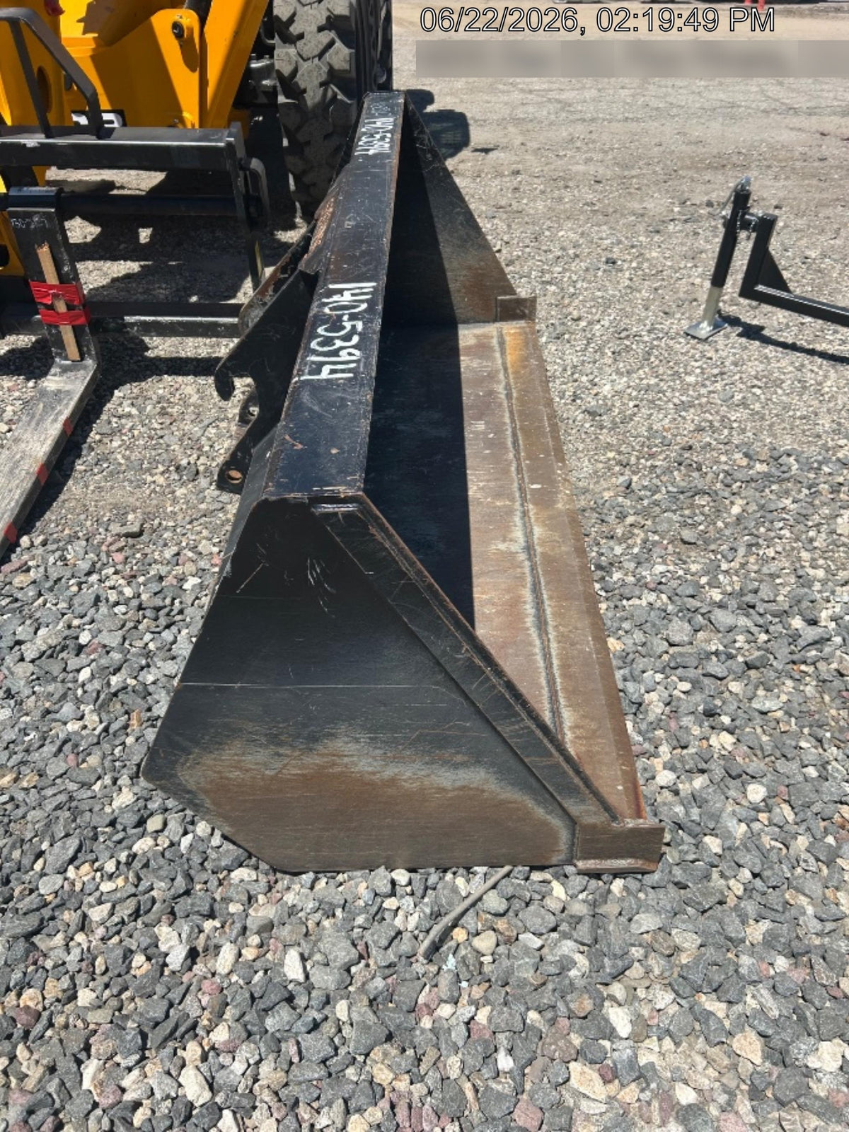2025 JLG 1001100823
