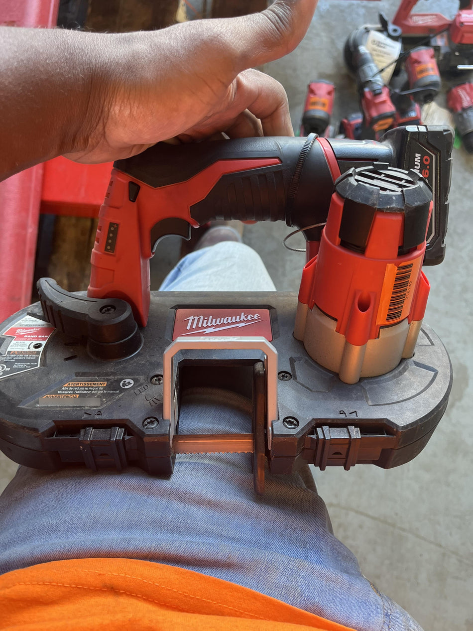 2023 MILWAUKEE 2429-20