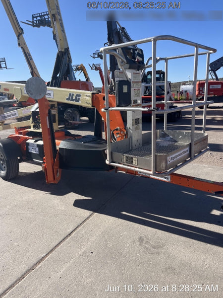 2022 JLG T350