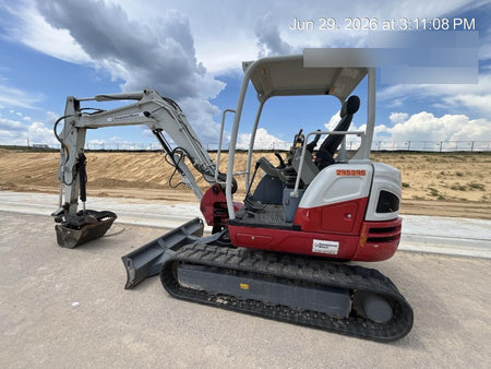 2023 TAKEUCHI TB250-2R