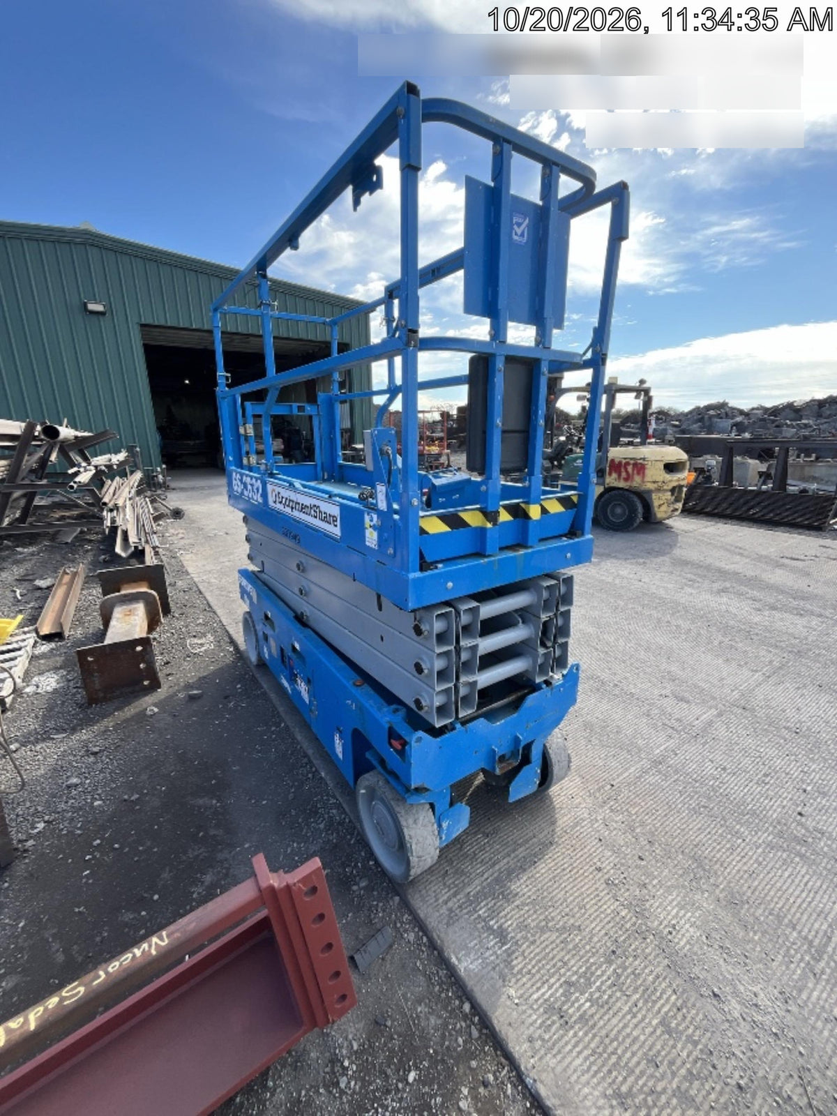 2023 GENIE GS-2632