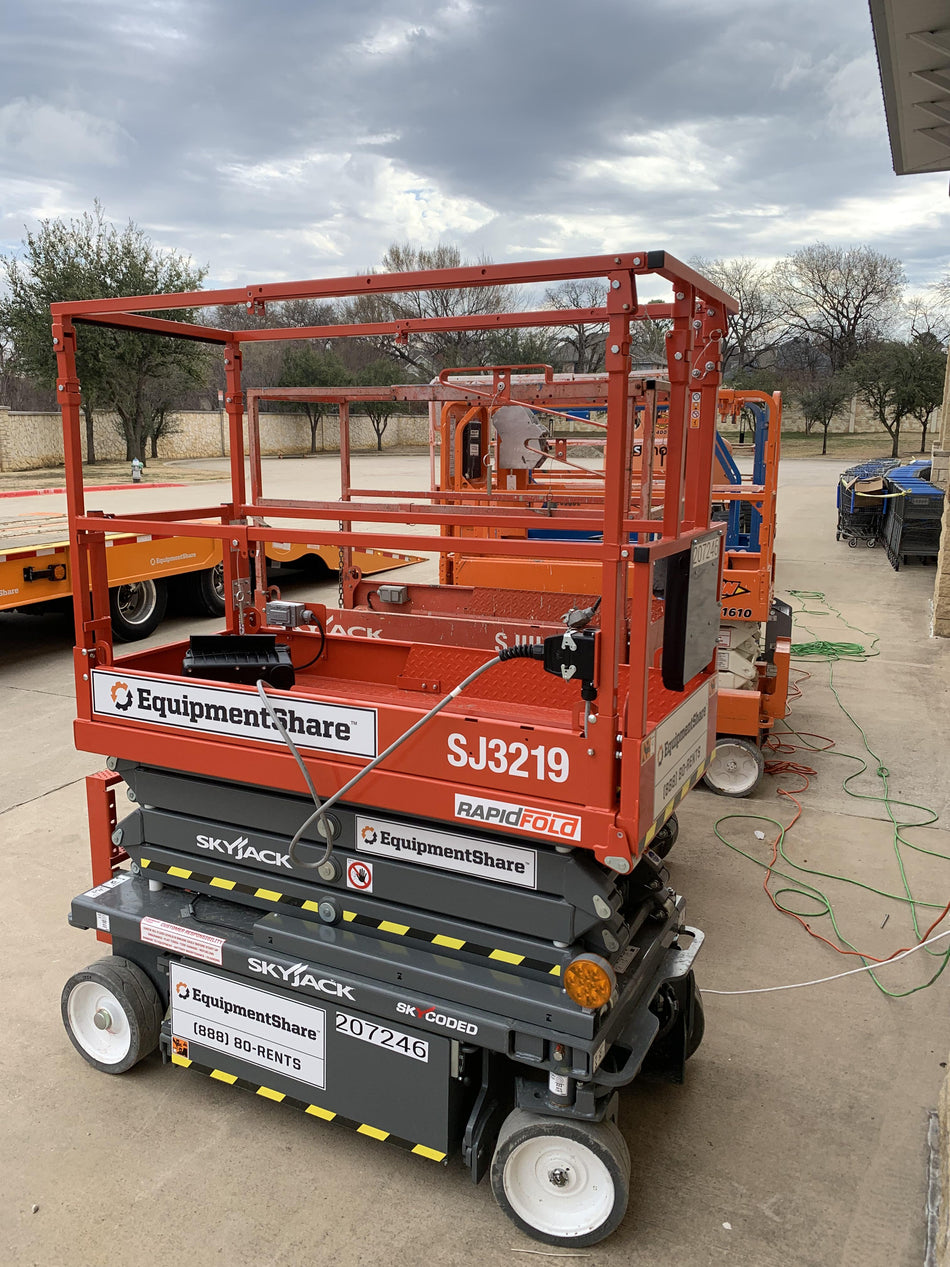 2022 SKYJACK SJ3219