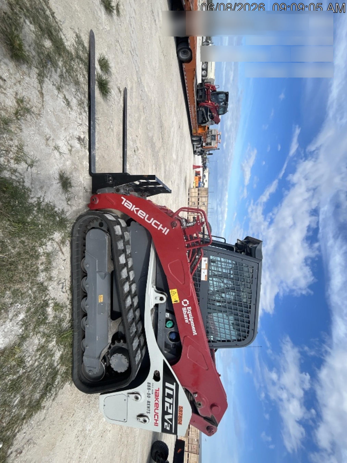 2025 TAKEUCHI TL12V2-CR