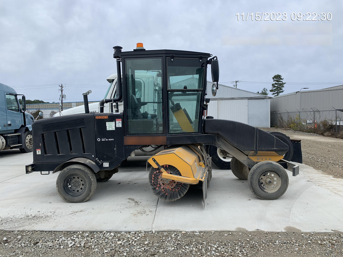 2022 LAYMOR SM450