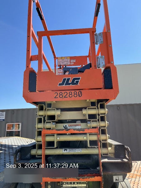 2022 JLG ES1932