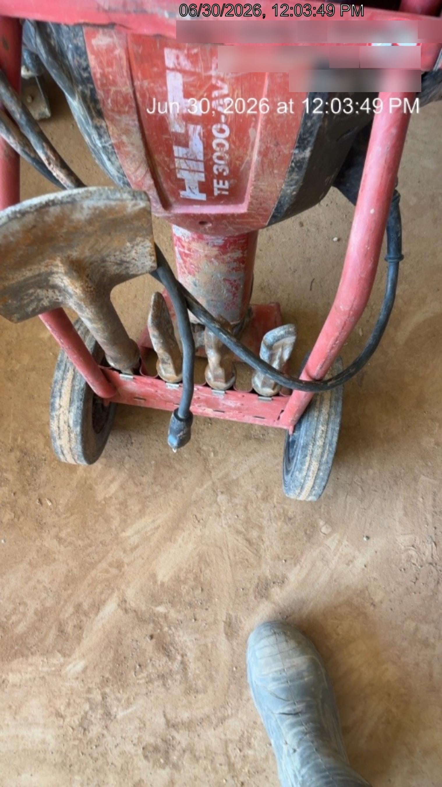 2020 HILTI TE 3000-AVR