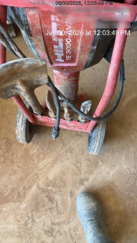 2020 HILTI TE 3000-AVR