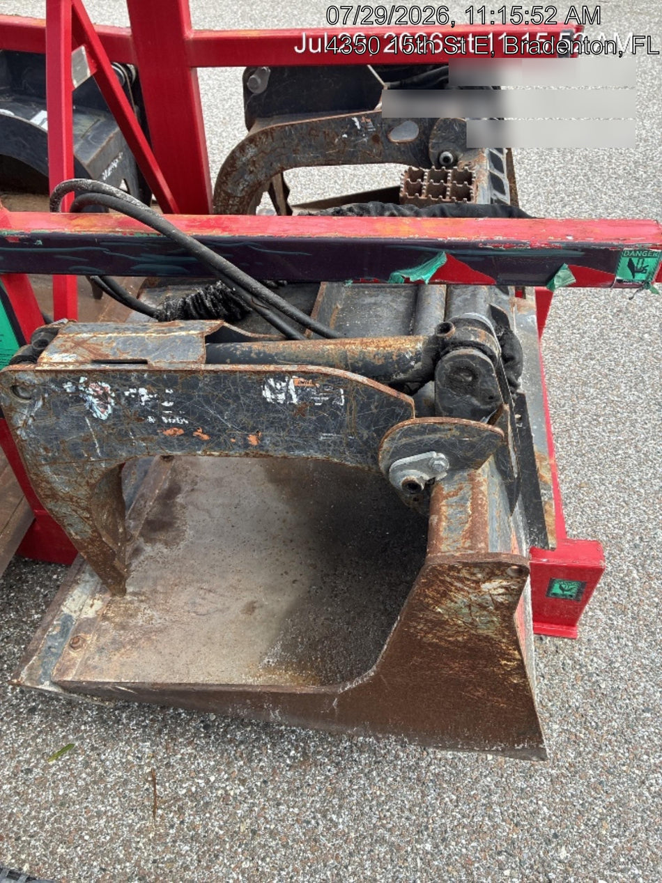 2019 PALADIN 76" Scrap Grapple Bucket - Paladin