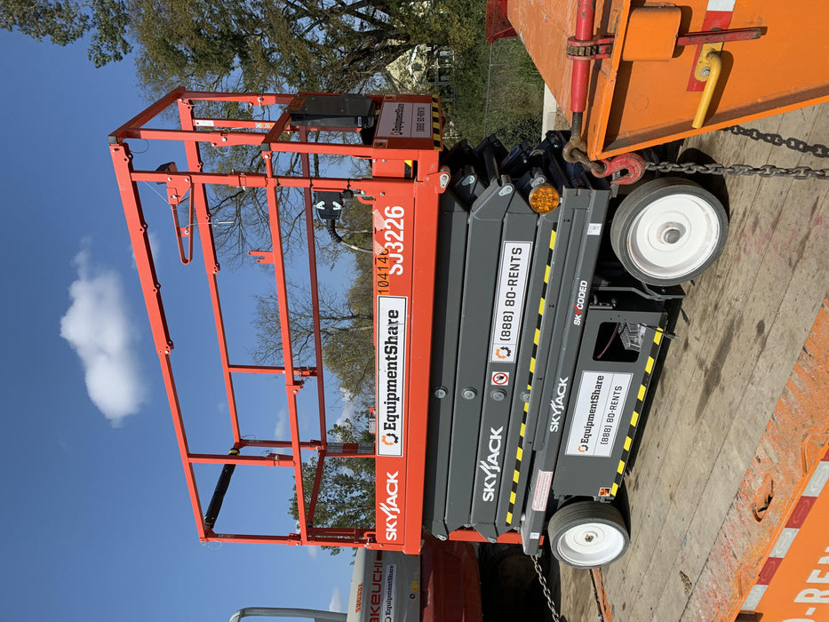 2020 Skyjack SJIII-3226 Solid NM Tires, Half height spring hinged entry gate, Dual Beacons