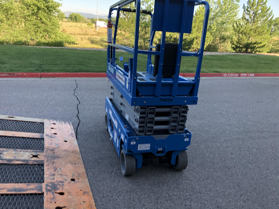 2020 Genie GS-1930 Fixed rails with chain entry gate - Pre A92.20