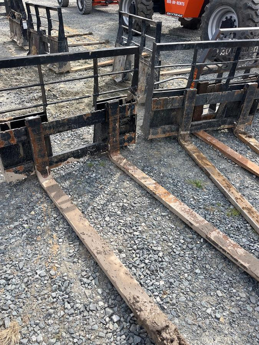 2025 ARROW MATERIAL HANDLING 72" Pallet Forks - Arrow