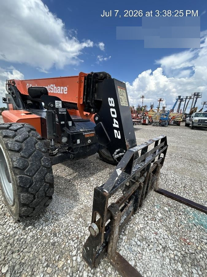 2023 SKYTRAK 8042