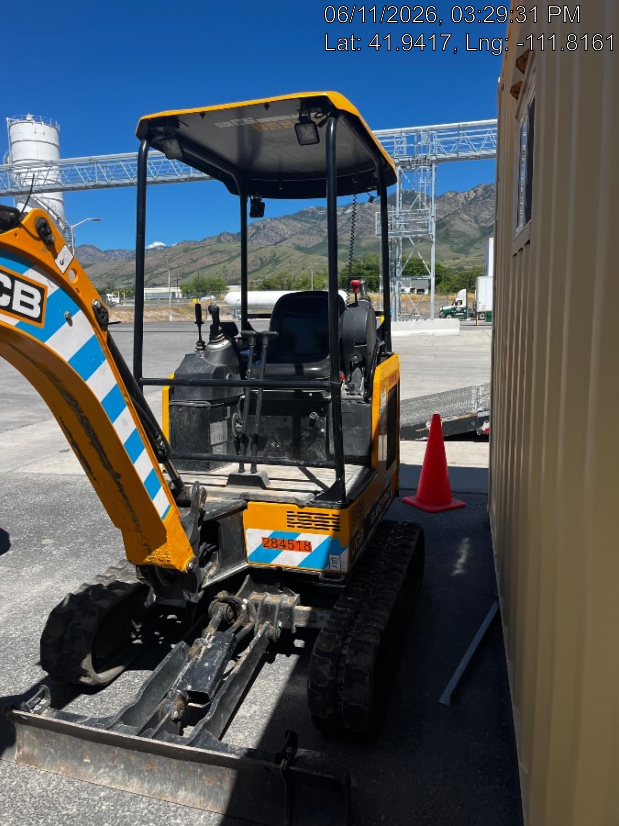 2023 JCB 19C-1E
