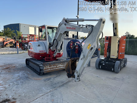 2025 TAKEUCHI TB250-2CR