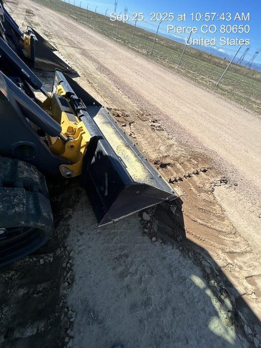 2025 JOHN DEERE 84" Bucket - John Deere