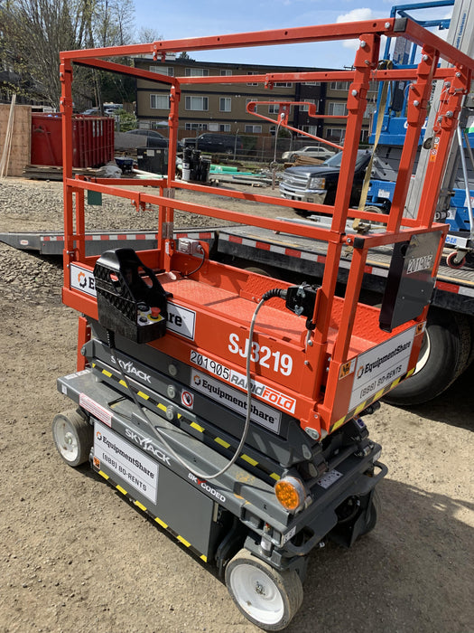 2021 SKYJACK SJ3219