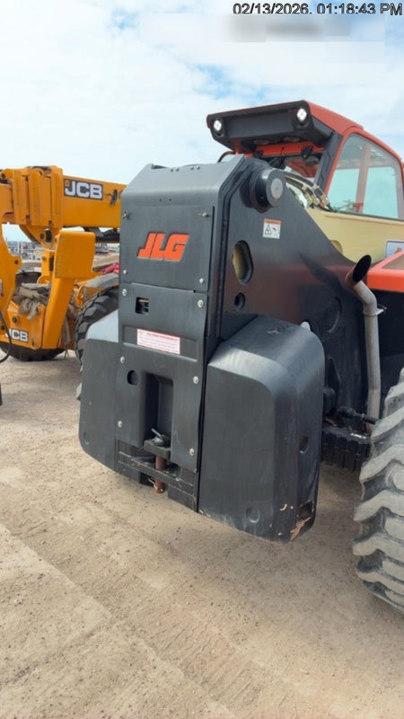 2021 JLG 1732