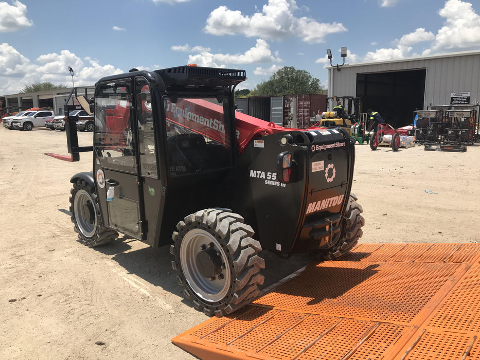 2020 Manitou MTA5519 Cab/Heat/Air, Solid Tires, Work Lights, Beacon, Aux Hydraulics, Back up Alarm, Mirrors, ES Keypad