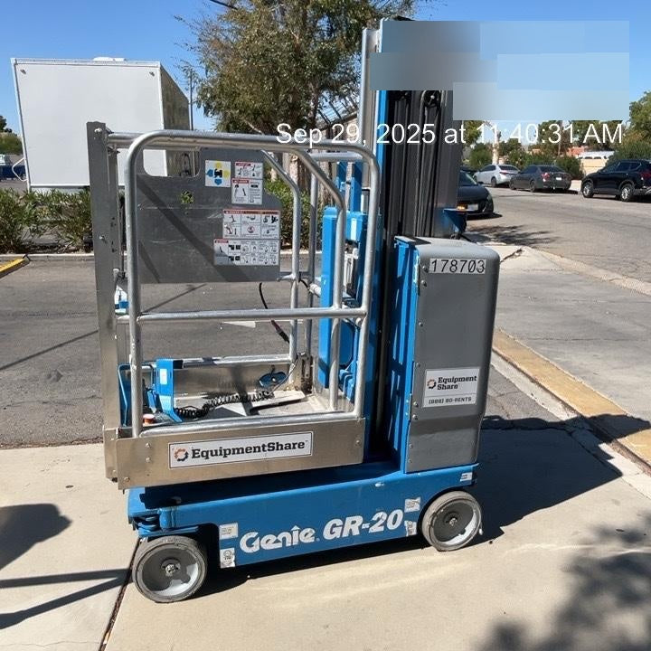 2021 GENIE GR-20