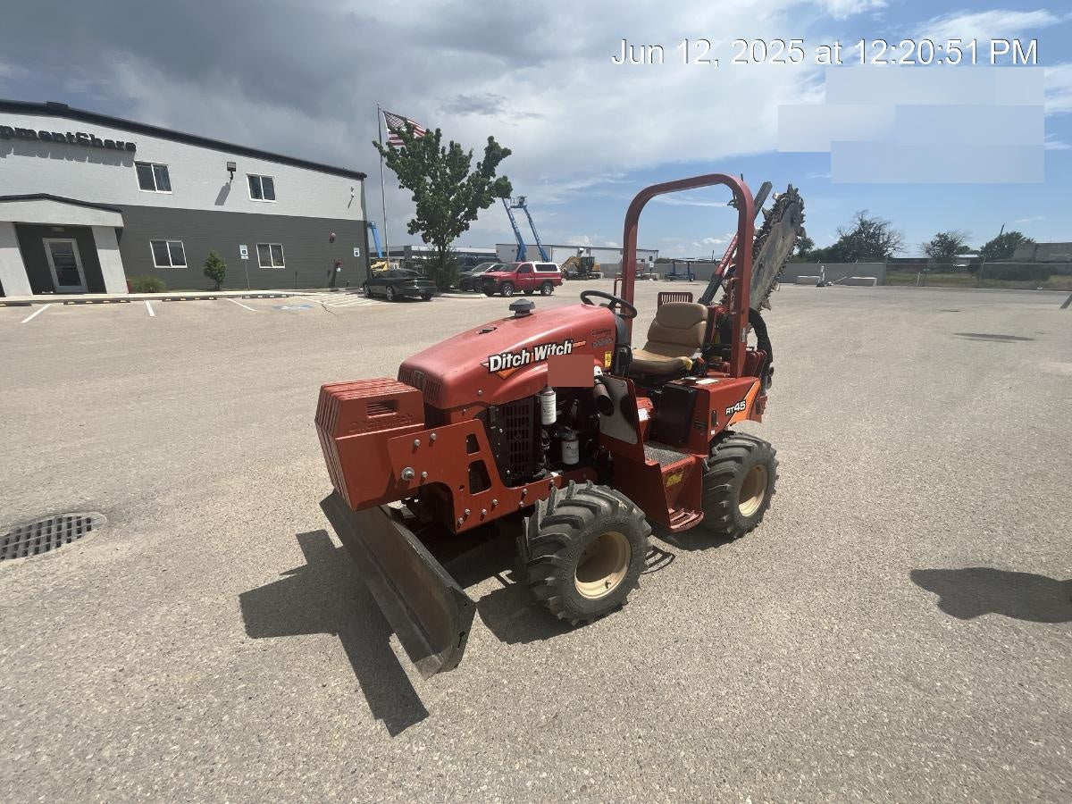 2020 DITCH WITCH RT45A