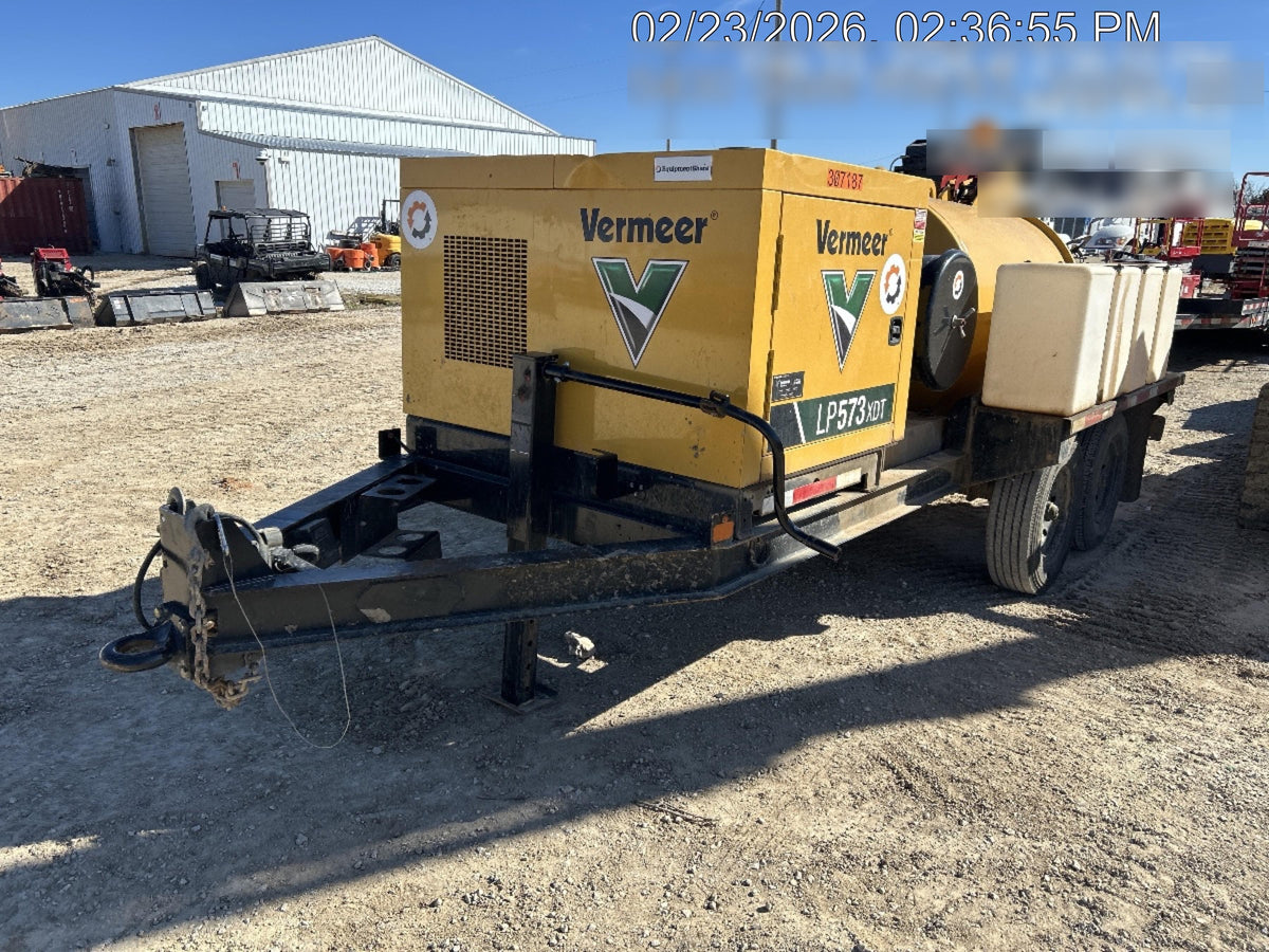 2023 Vac-Tron LP573XDT T4 Koehler Diesel Engine, 500 Gallon Debris Tank, x2 100 Gallon Water Tanks