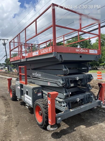 2016 SKYJACK SJ9250 RT