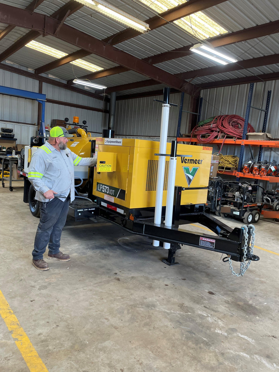 2023 Vac-Tron LP573XDT T4 Koehler Diesel Engine, 500 Gallon Debris Tank, x2 100 Gallon Water Tanks