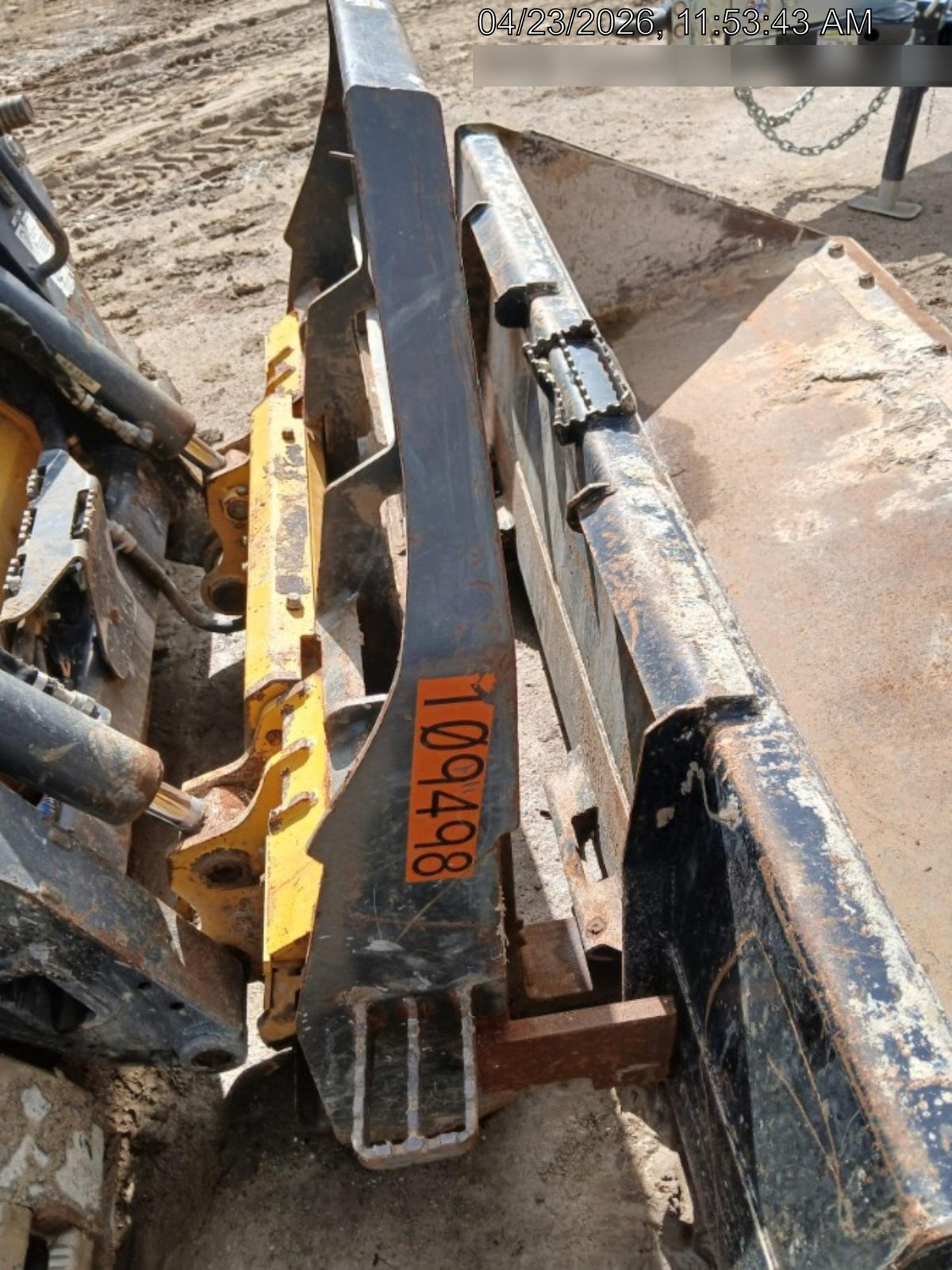 2020 EMKAY 48" Pallet Forks - Emkay