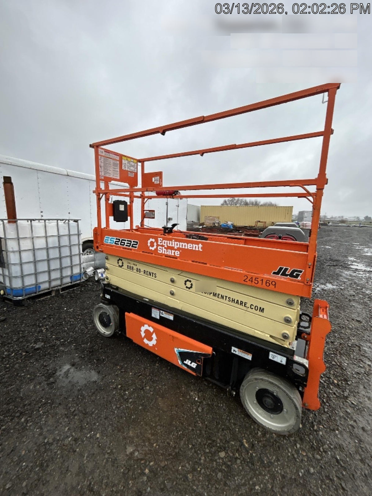 2022 JLG ES2632