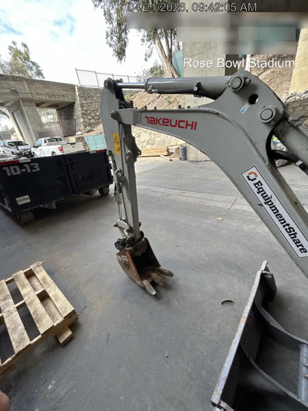 2023 TAKEUCHI TB216R