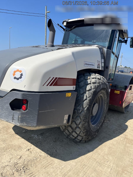 2023 DYNAPAC CA2500D